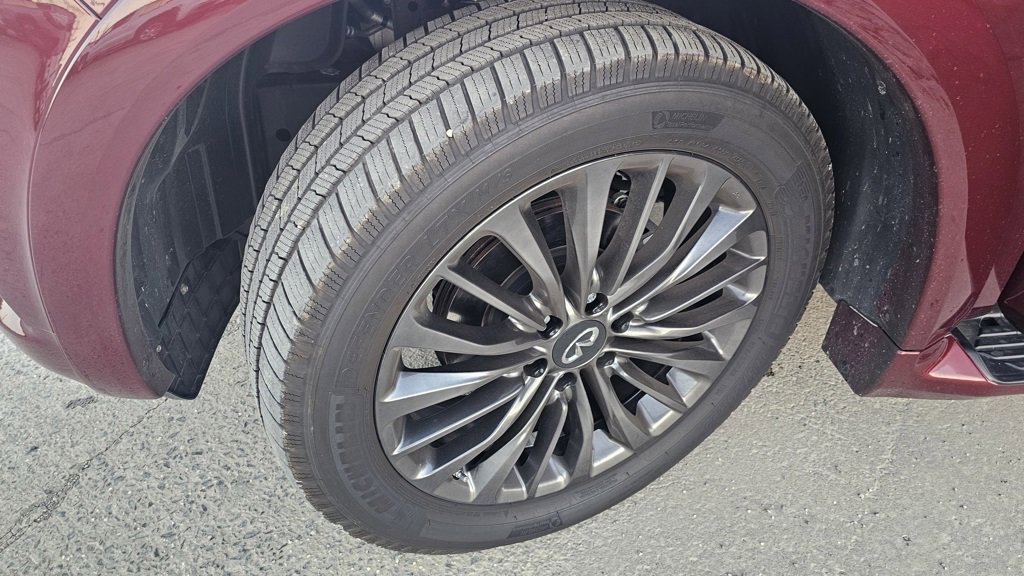 Used 2022 INFINITI QX80 Sensory w/ Cargo Package image 19