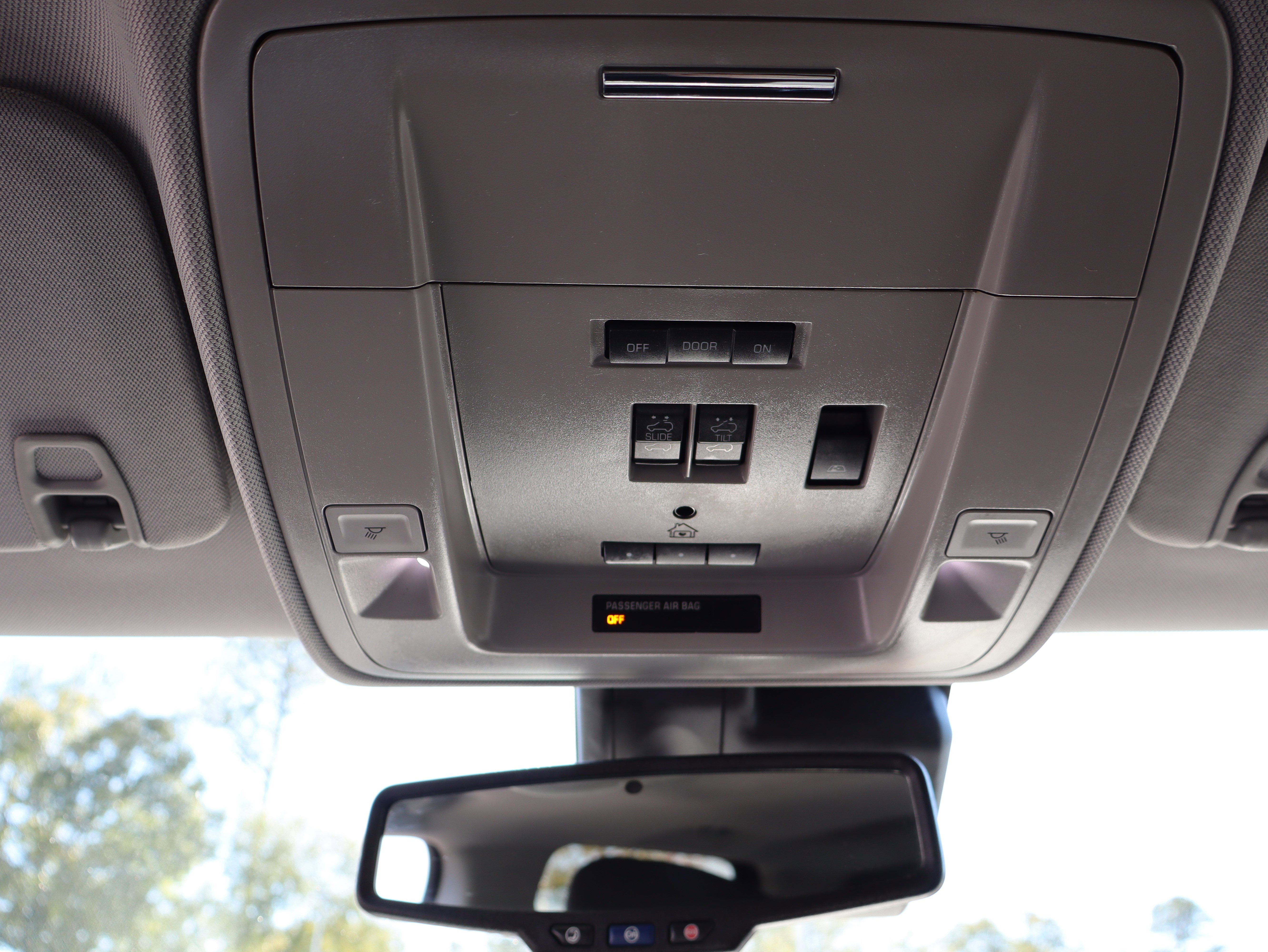 Used 2017 GMC Sierra 1500 Denali w/ Denali Ultimate Package image 16