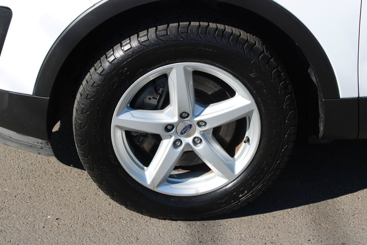 Used 2017 Ford Explorer XLT AWD/4WD image 17