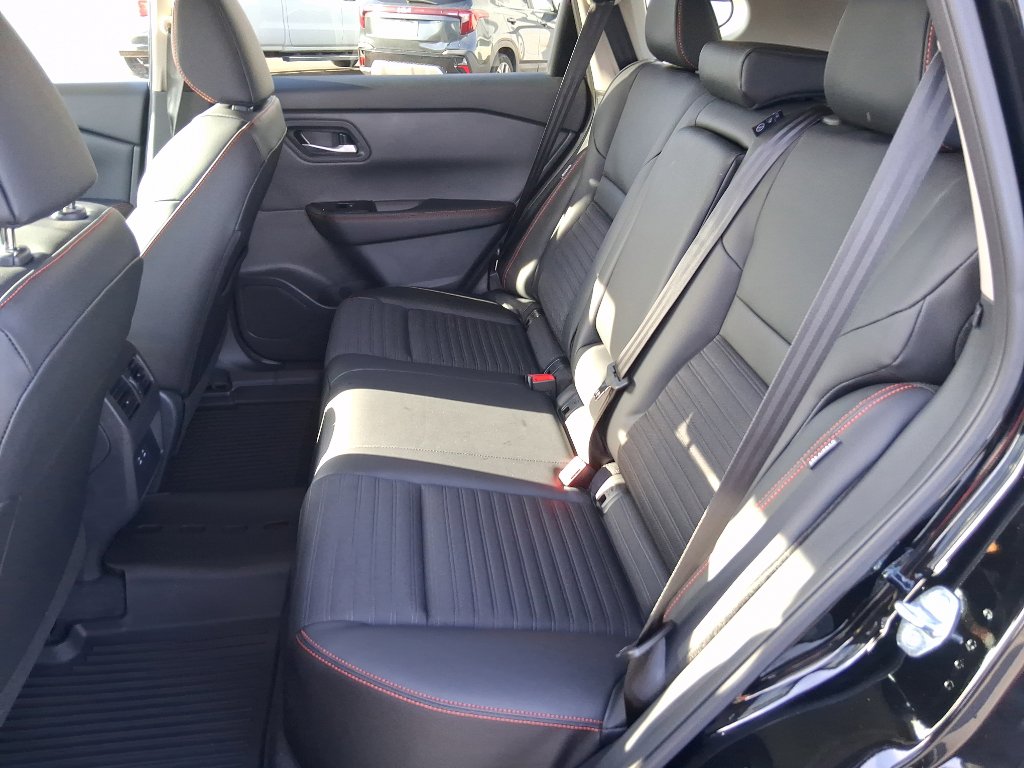 New 2026 Nissan Rogue SV image 11