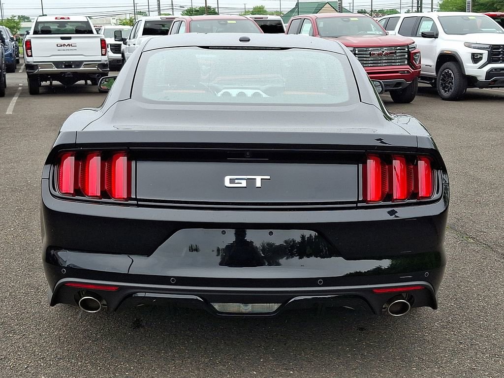 Used 2016 Ford Mustang GT Premium RWD image 5