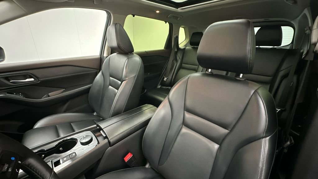 Certified 2023 Nissan Rogue SV w/ SV Premium B Package image 9