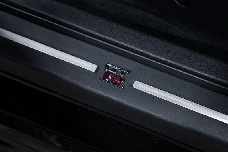 Used 2021 Nissan GT-R Premium AWD/4WD image 58