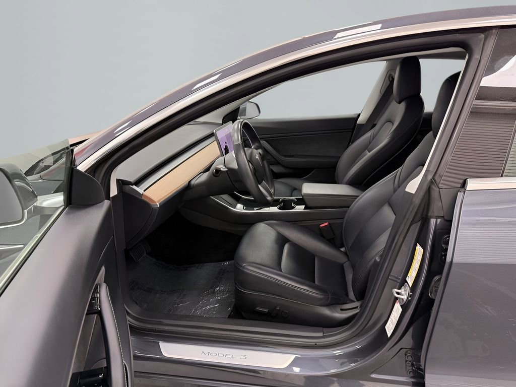 Used 2018 Tesla Model 3 Long Range image 10
