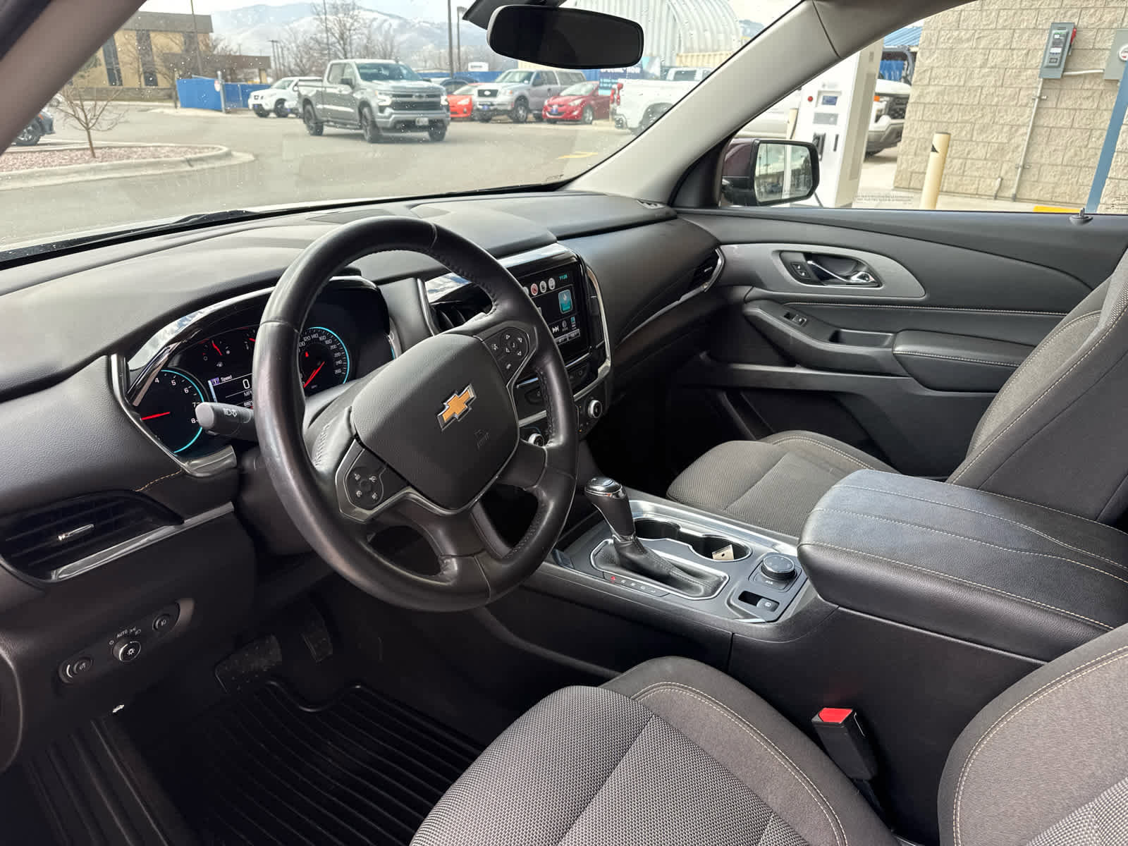Used 2018 Chevrolet Traverse LT AWD/4WD image 10