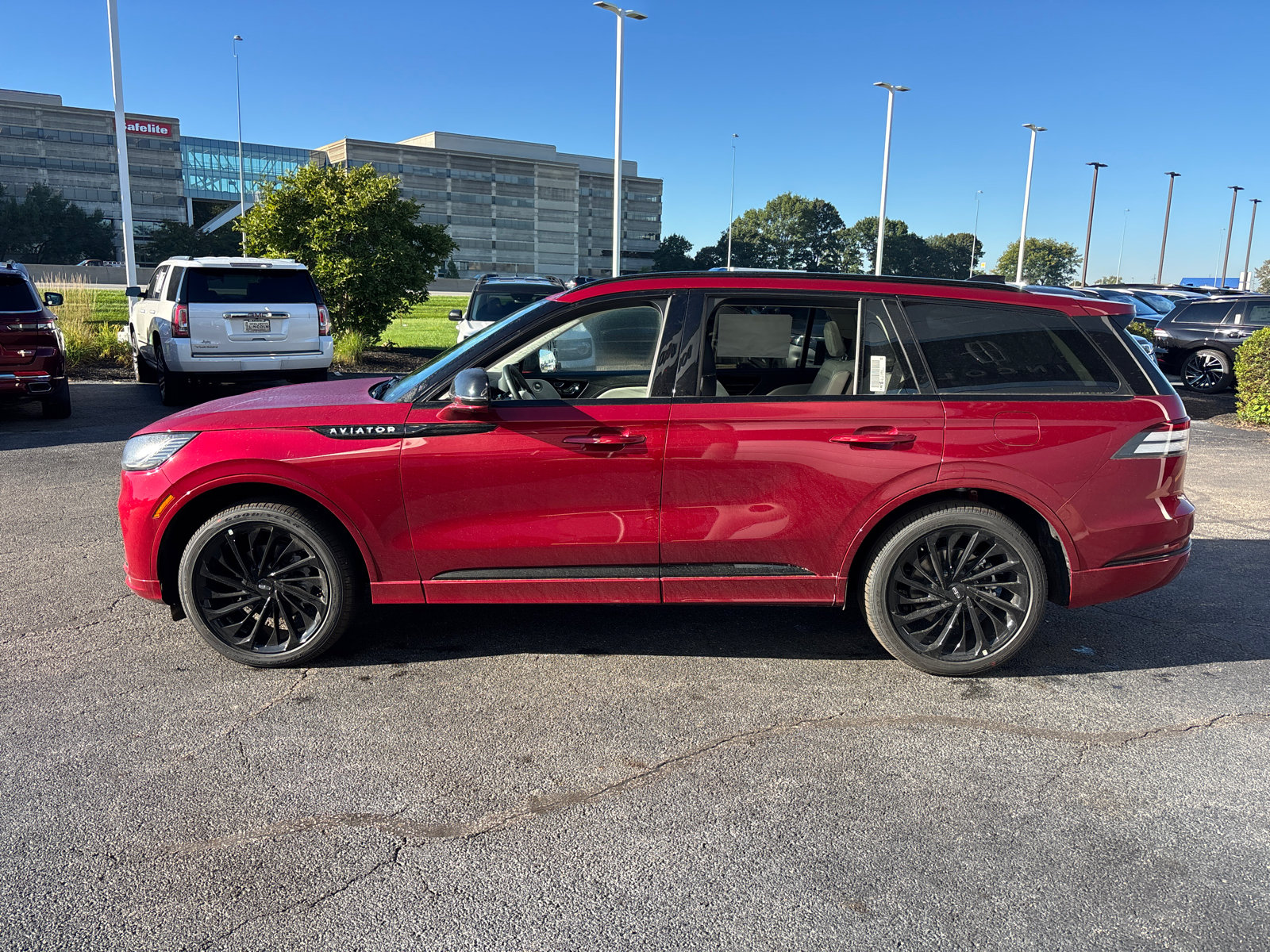 New 2027 Lincoln Aviator Reserve AWD/4WD image 4