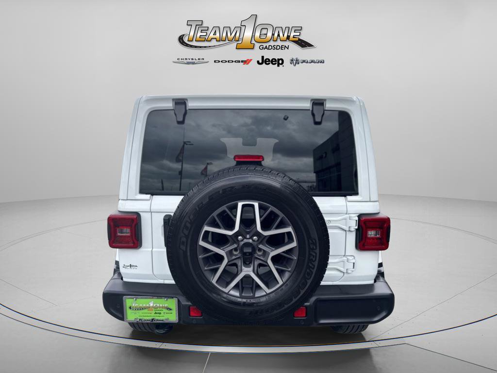 Used 2024 Jeep Wrangler Sahara w/ Technology Group image 17