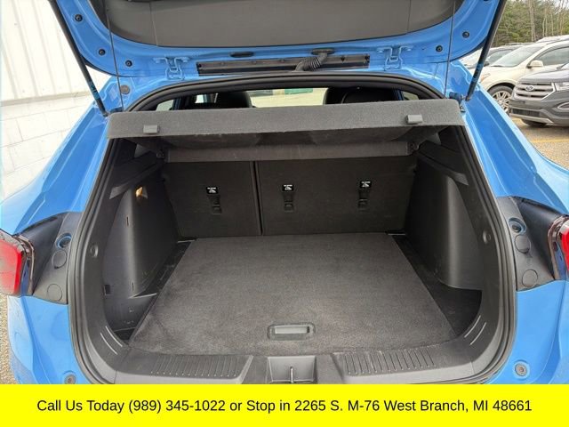 Used 2024 Chevrolet Trax RS w/ Sunroof Package image 32