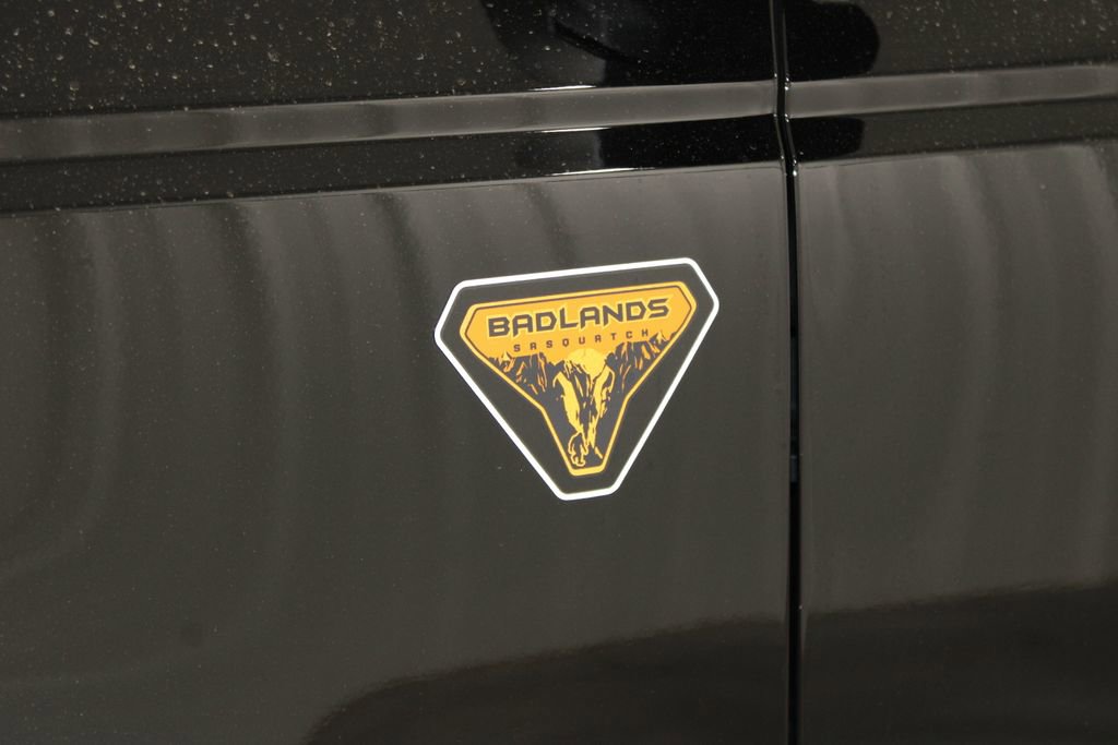 New 2026 Ford Bronco Badlands AWD/4WD image 13