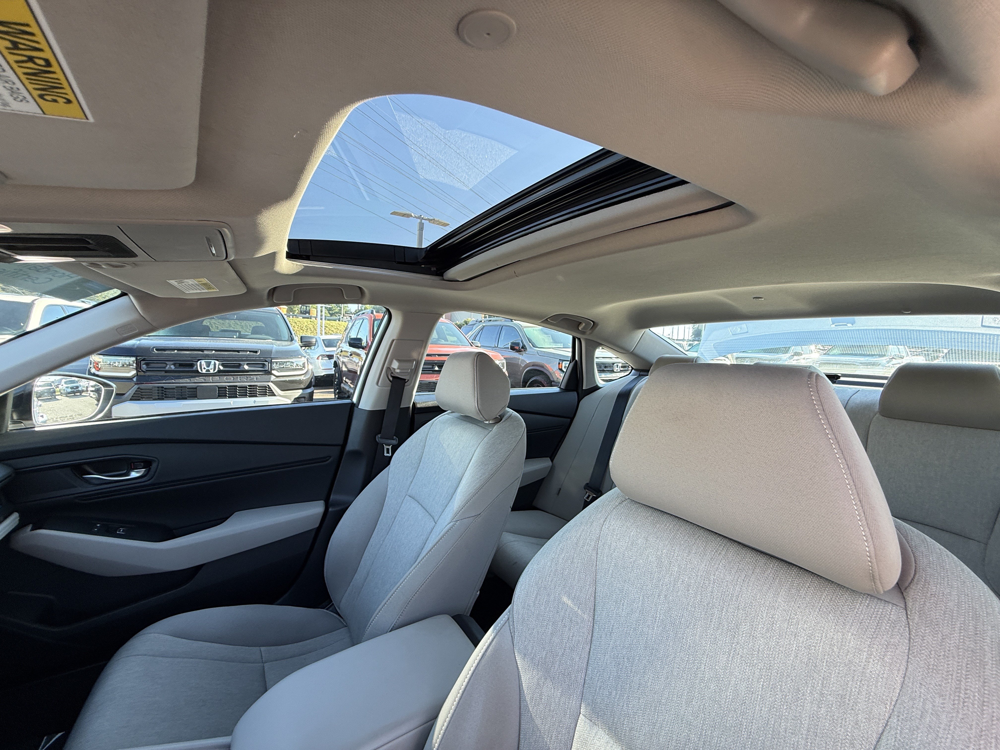 Used 2025 Honda Accord SE image 28