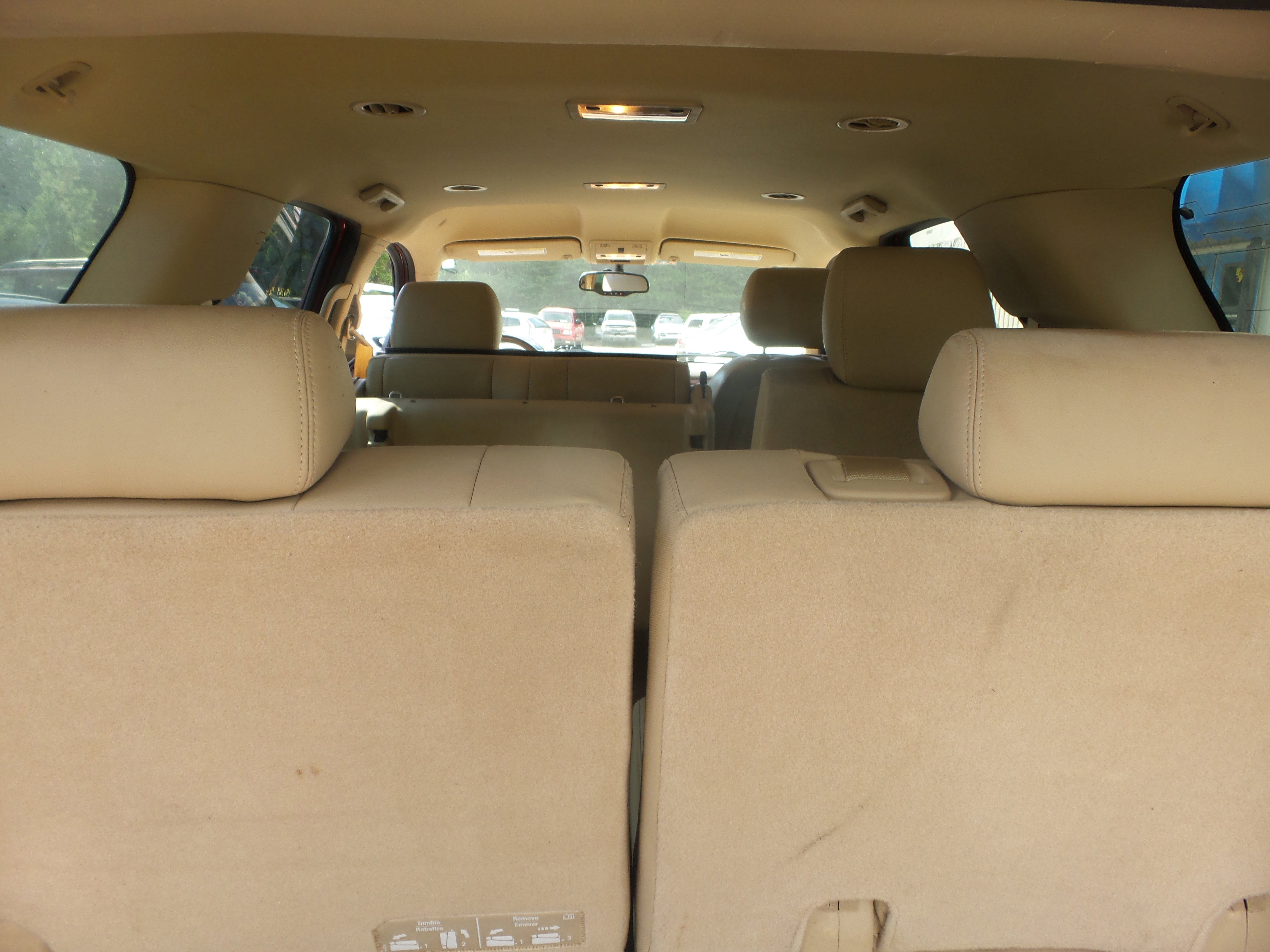 Used 2013 GMC Yukon SLT w/ SLT Chrome Package image 16