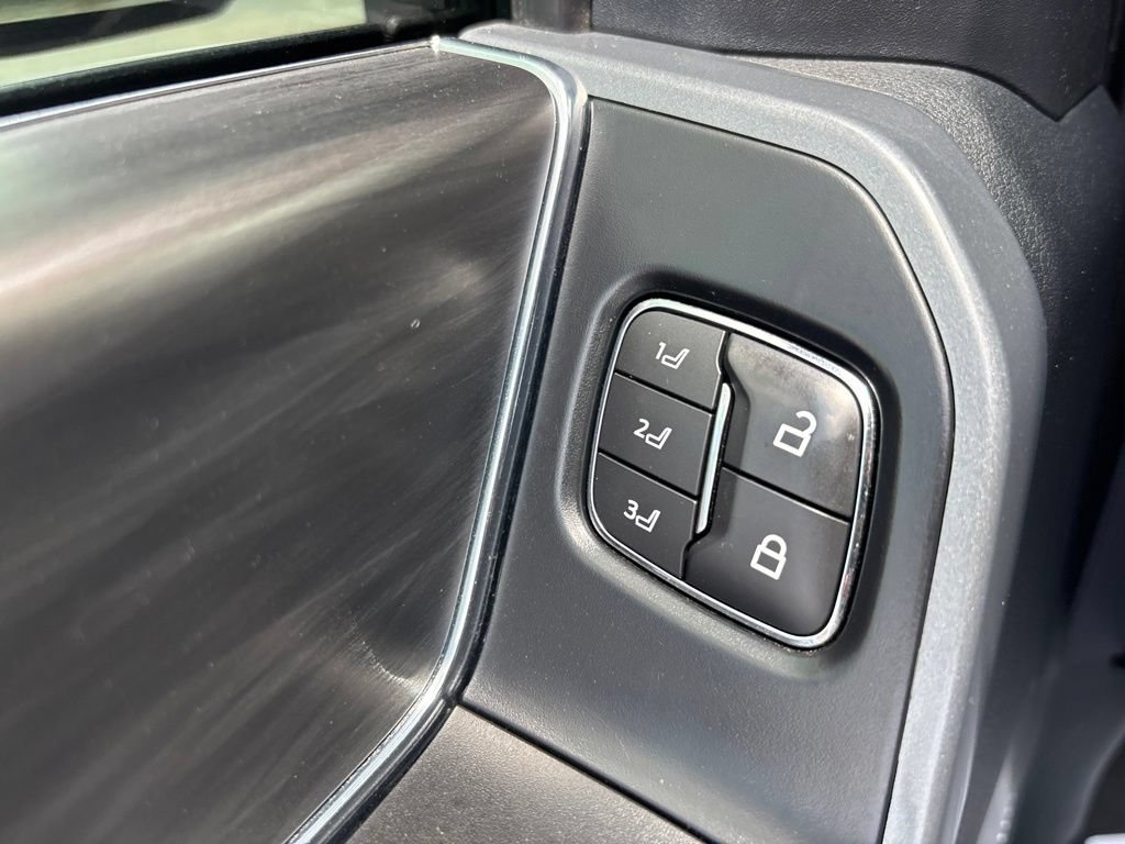 Used 2024 Ford F150 Lariat w/ Equipment Group 502A High AWD/4WD image 18
