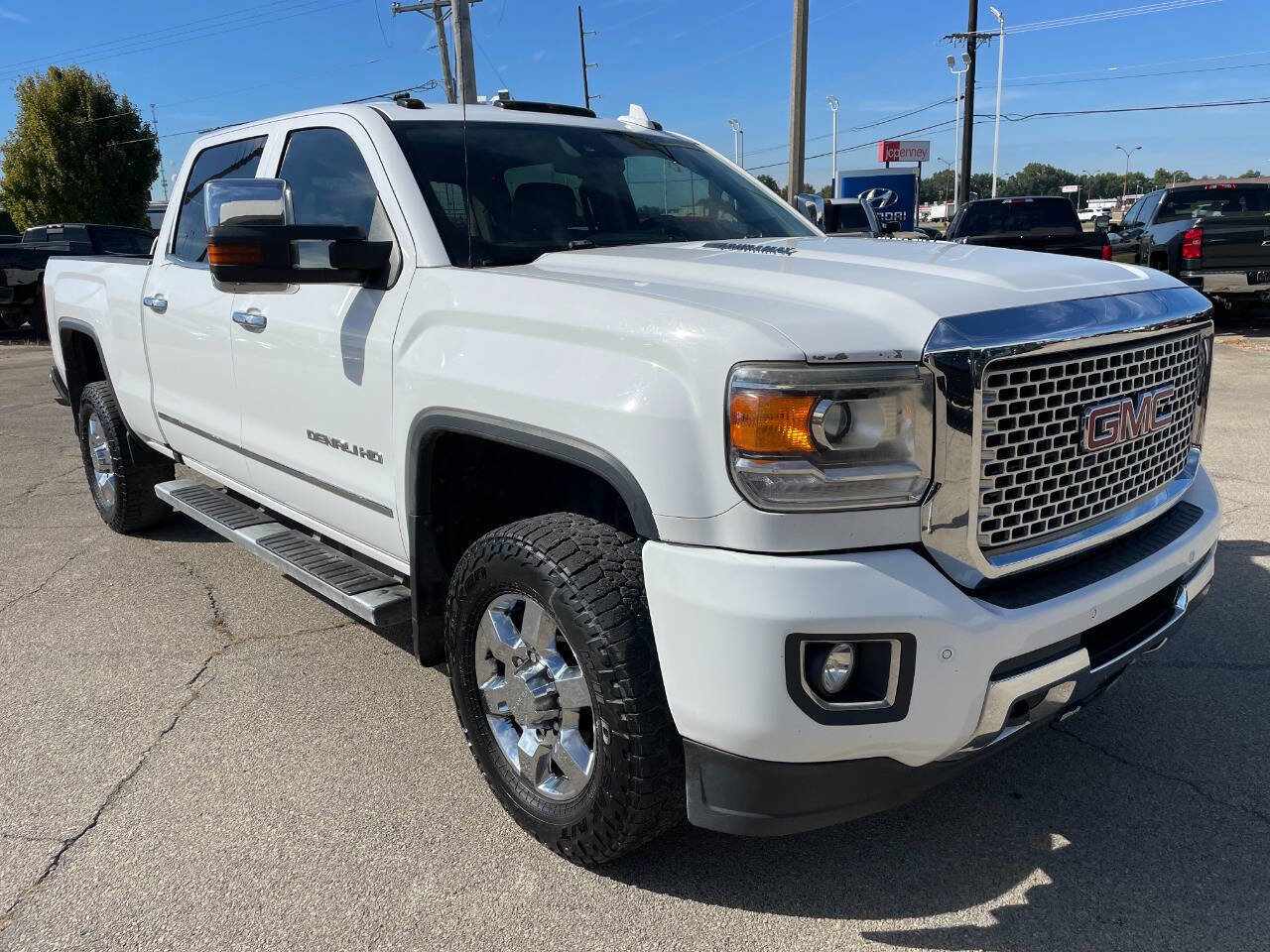 Used 2016 GMC Sierra 3500 Denali w/ Duramax Plus Package image 8