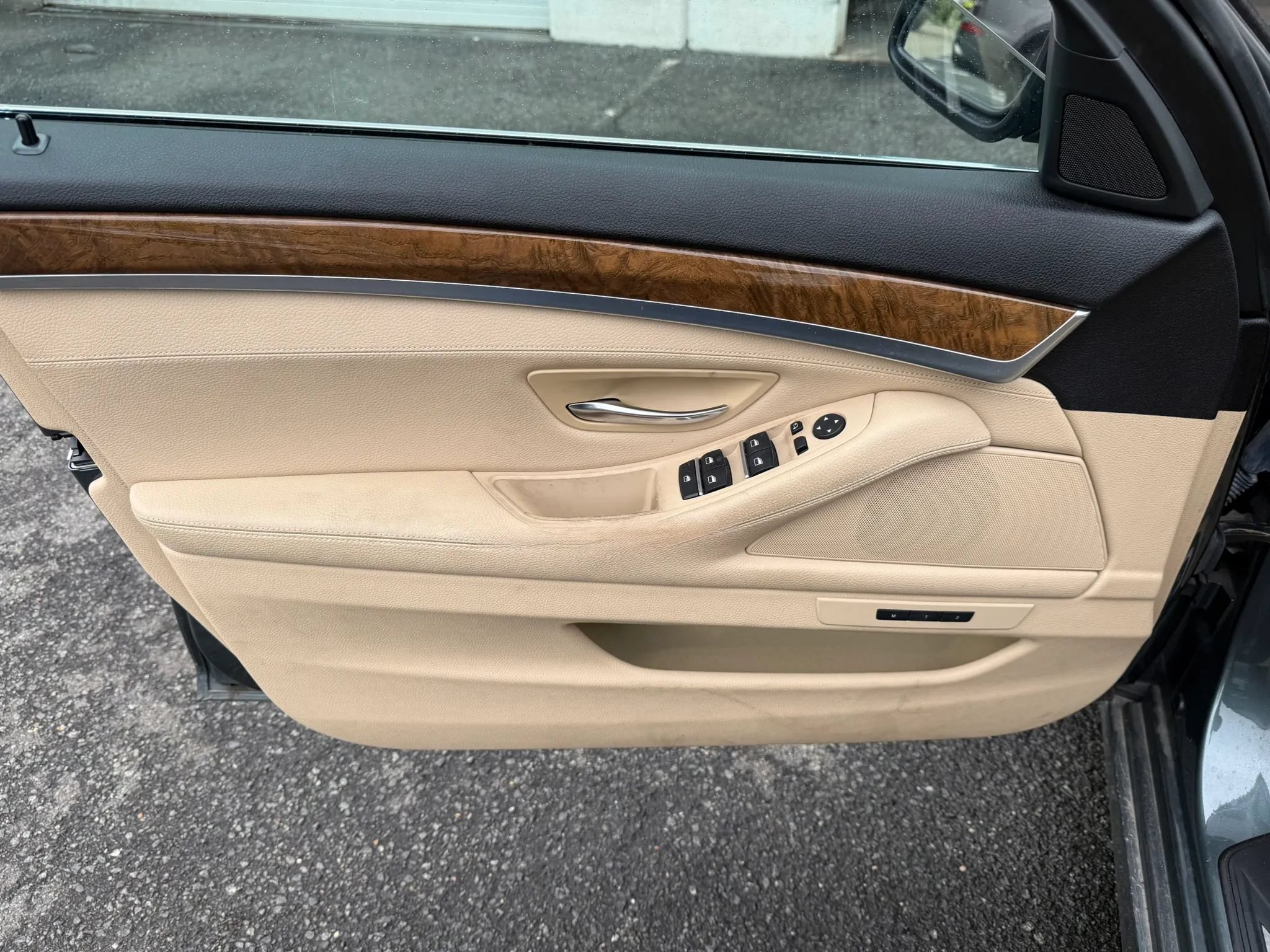 Used 2012 BMW 528i xDrive Sedan AWD/4WD image 10