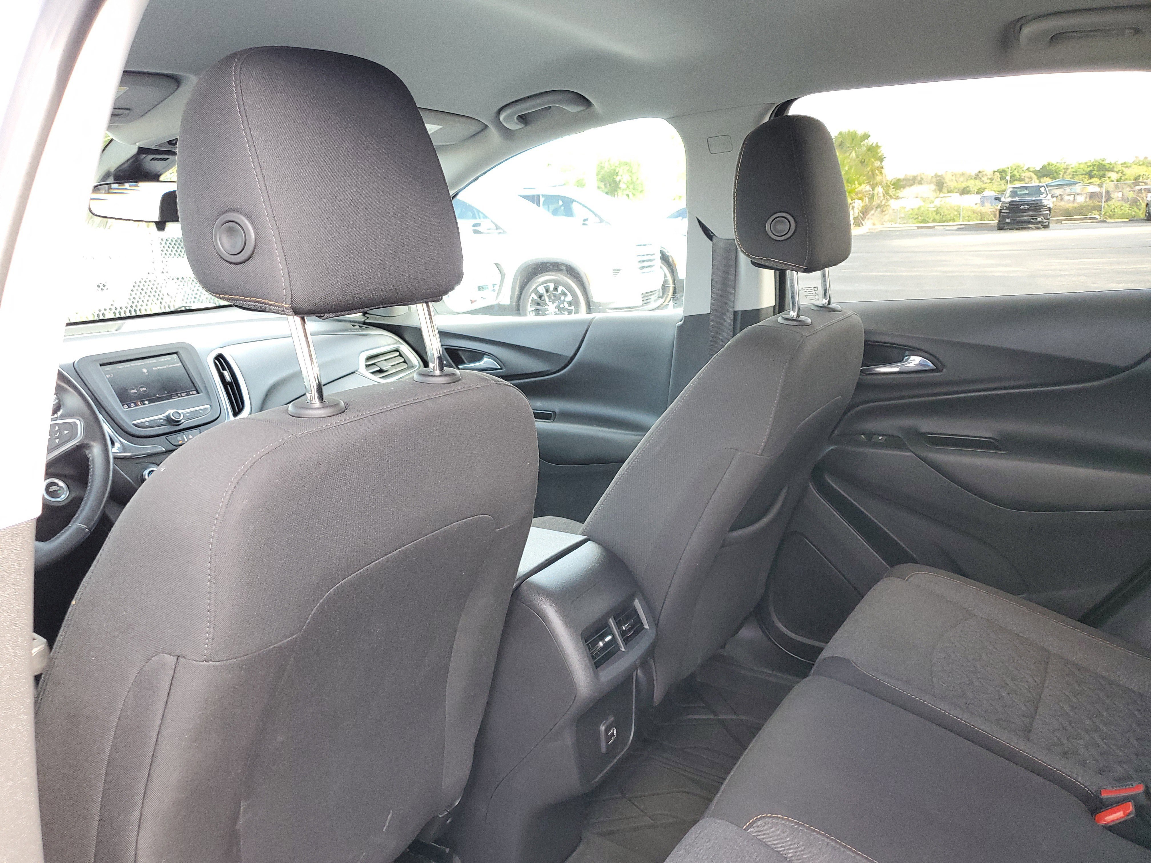 Used 2022 Chevrolet Equinox LT FWD image 12