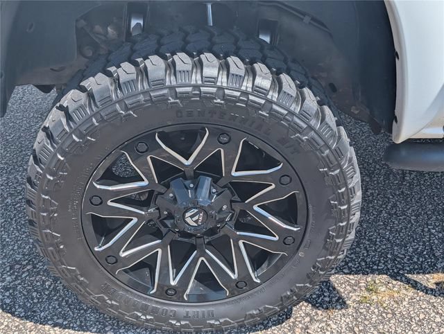 Used 2006 Chevrolet Silverado 2500 LT w/ Onstar Plus Package AWD/4WD image 10