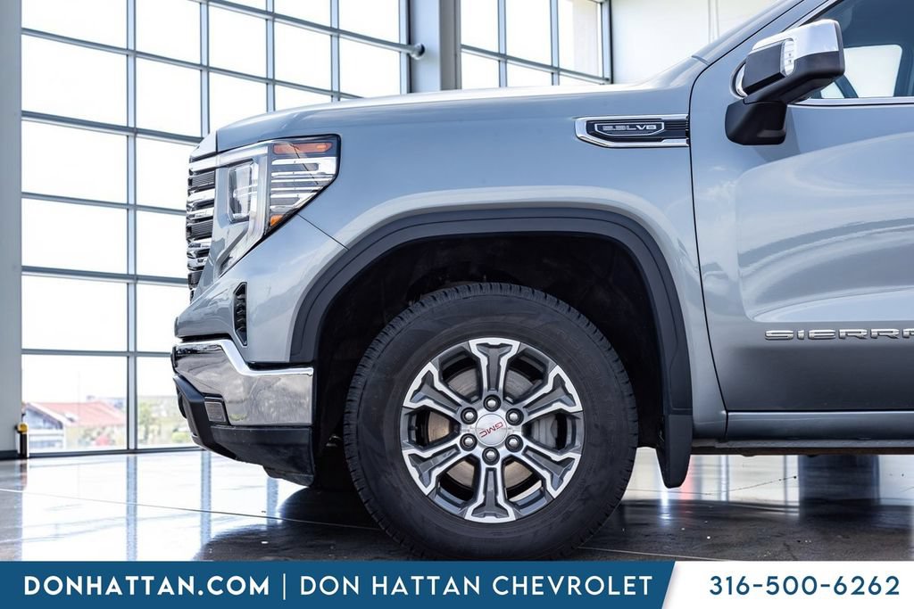 Used 2025 GMC Sierra 1500 SLT AWD/4WD image 30
