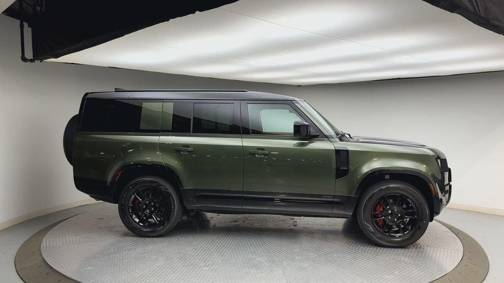 New 2026 Land Rover Defender 130 X AWD/4WD image 9