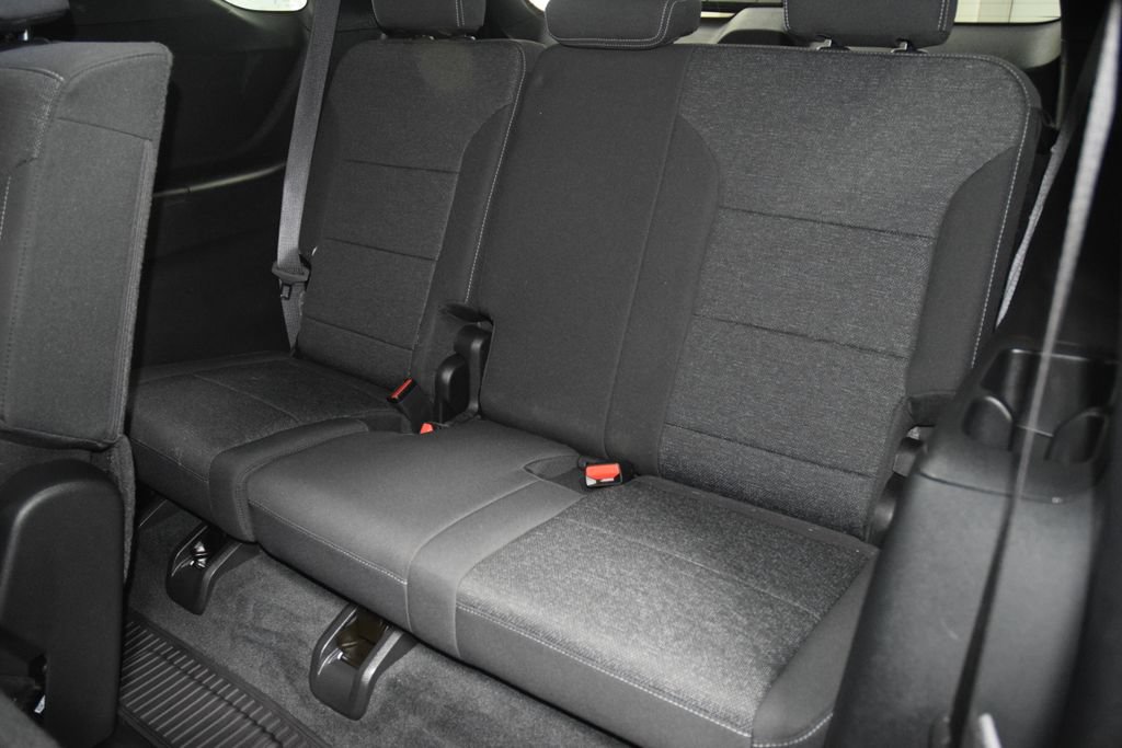 Used 2024 Chevrolet Traverse LS w/ LPO, Floor Liner Package AWD/4WD image 40