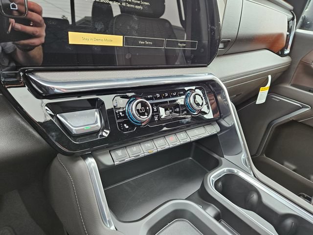 New 2026 GMC Sierra 3500 Denali w/ Denali Reserve Package AWD/4WD image 31