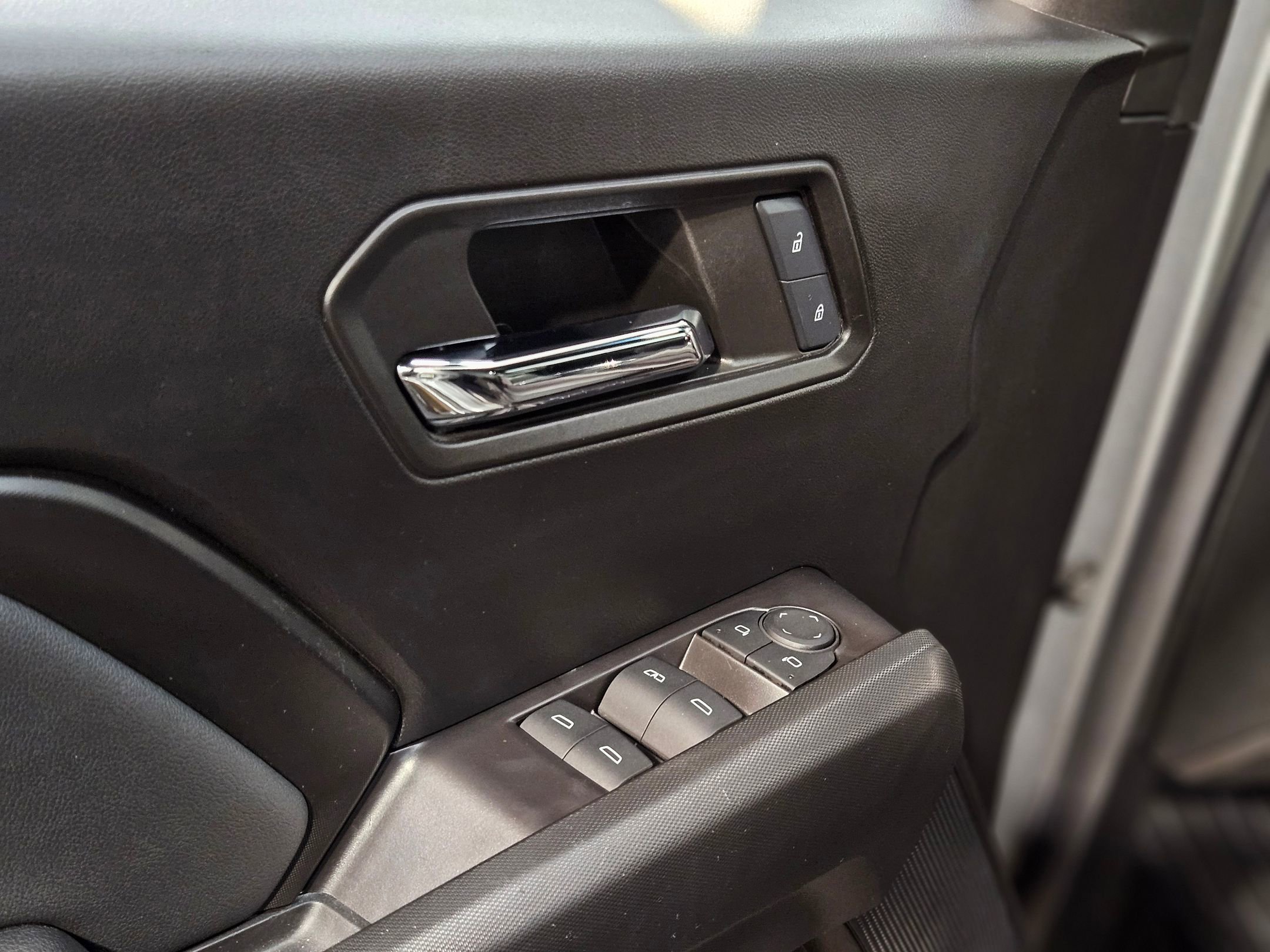 Used 2024 GMC Canyon Elevation w/ Elevation Premium Package image 21