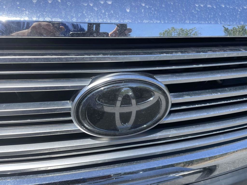 Used 2019 Toyota Tundra Limited w/ TRD Off Road Package AWD/4WD image 17