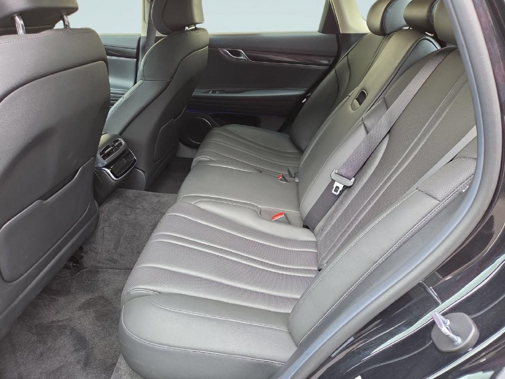 Used 2026 Genesis G80 2.5T AWD/4WD image 28