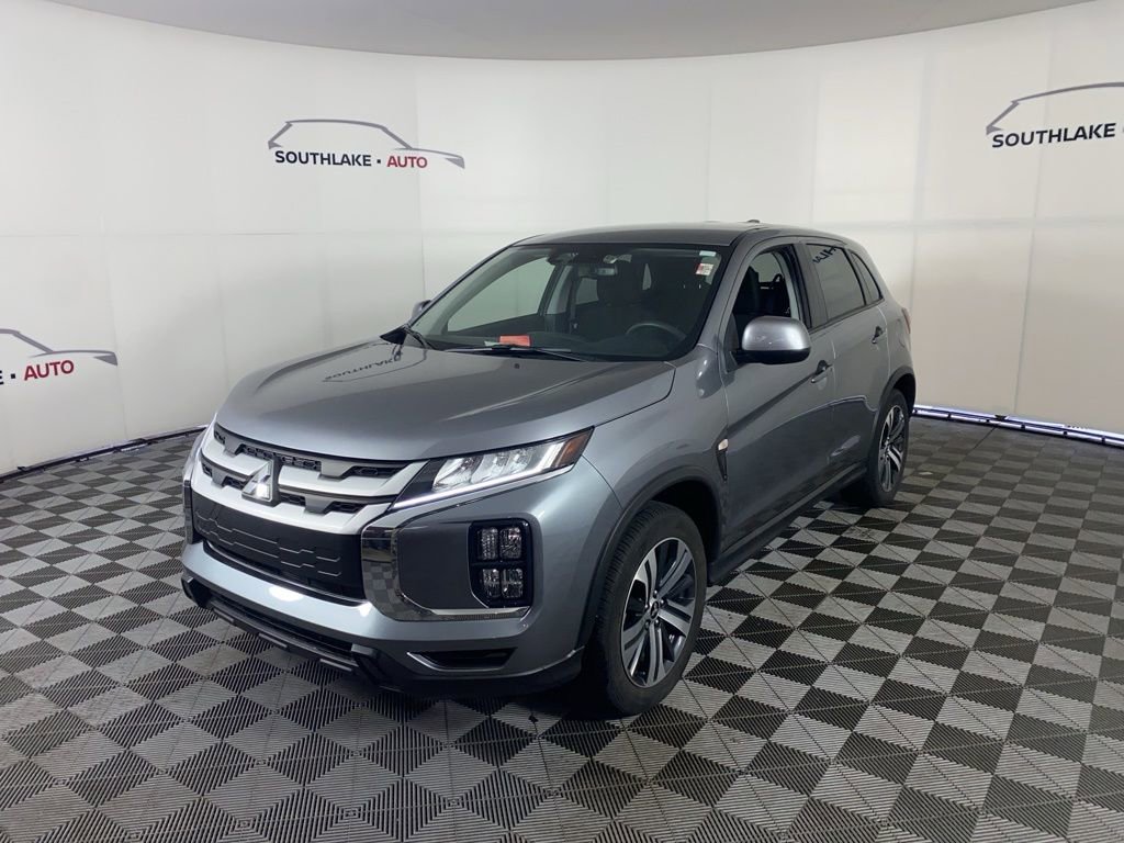 Used 2023 Mitsubishi Outlander Sport ES image 3