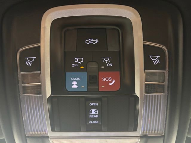 Used 2025 RAM 1500 Laramie image 33