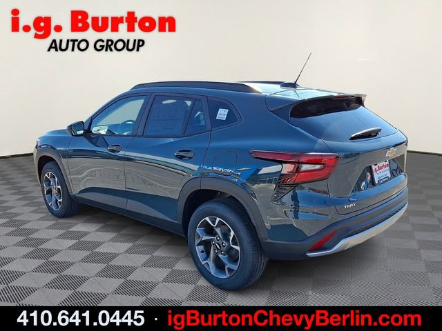 New 2026 Chevrolet Trax LT w/ Driver Confidence Package image 3