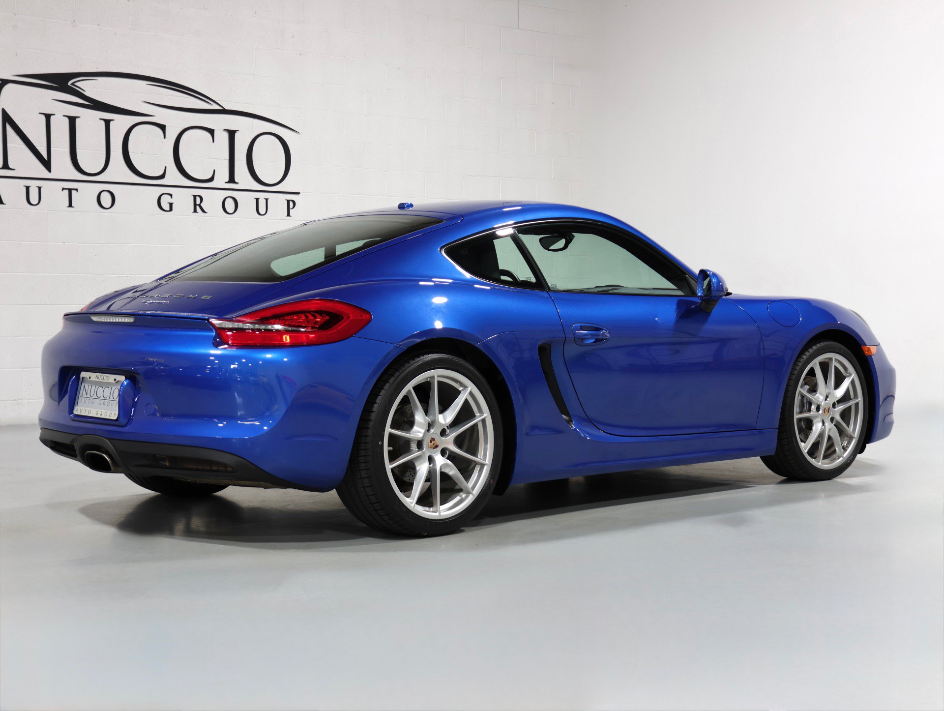 Used 2014 Porsche Cayman RWD image 13