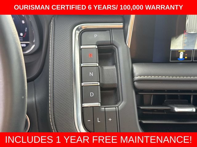 Used 2023 Chevrolet Tahoe Premier w/ Premium Package AWD/4WD image 27