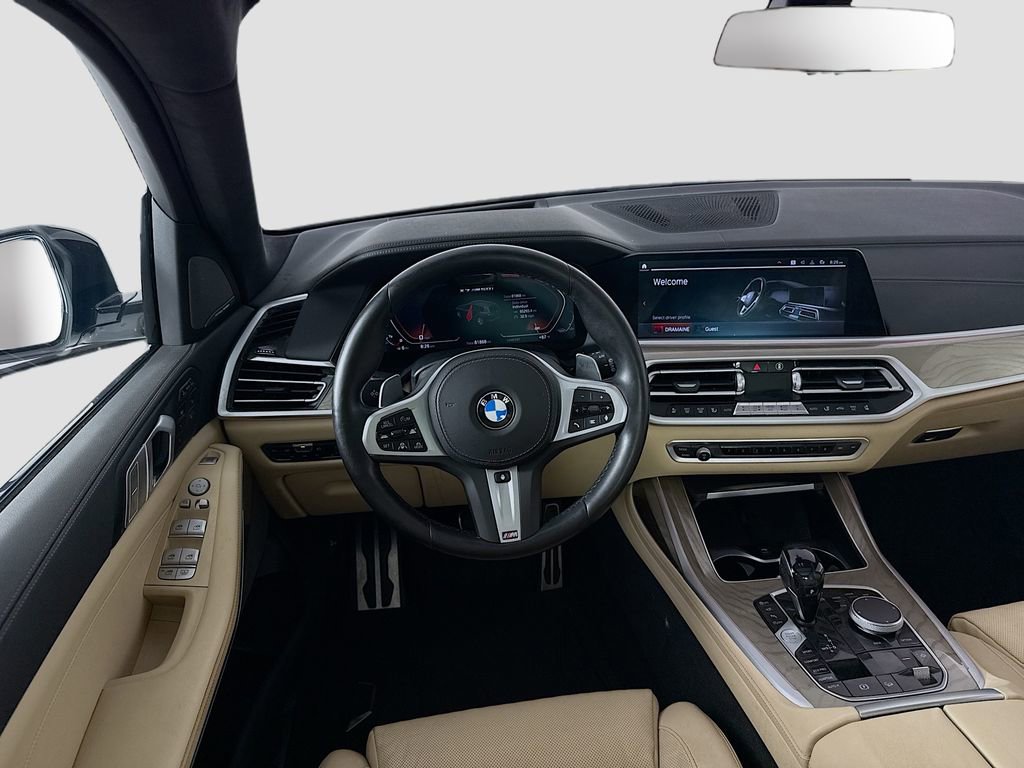 Used 2022 BMW X7 M50i image 15