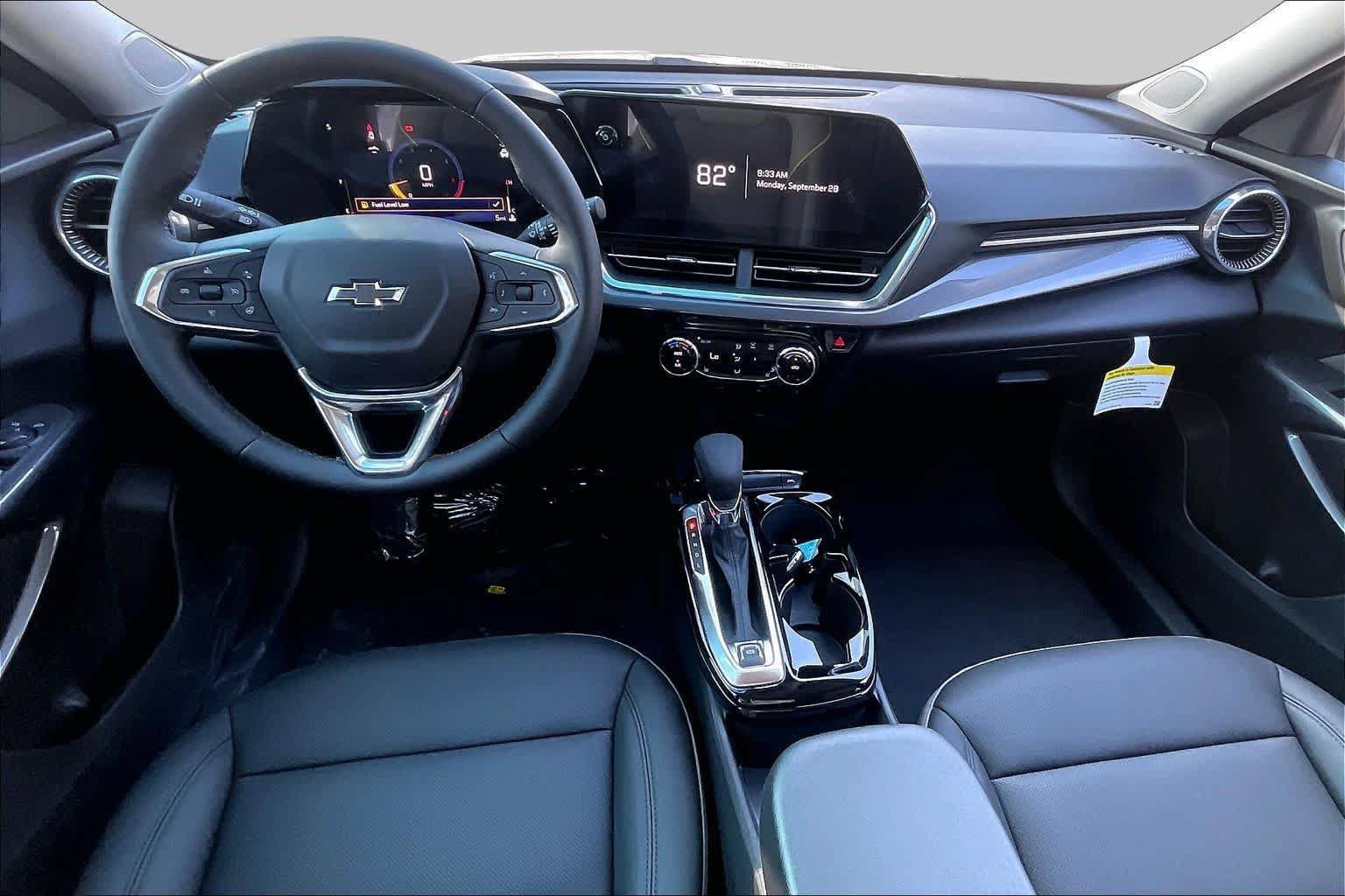 New 2026 Chevrolet Trax ACTIV w/ Driver Confidence Package FWD image 5