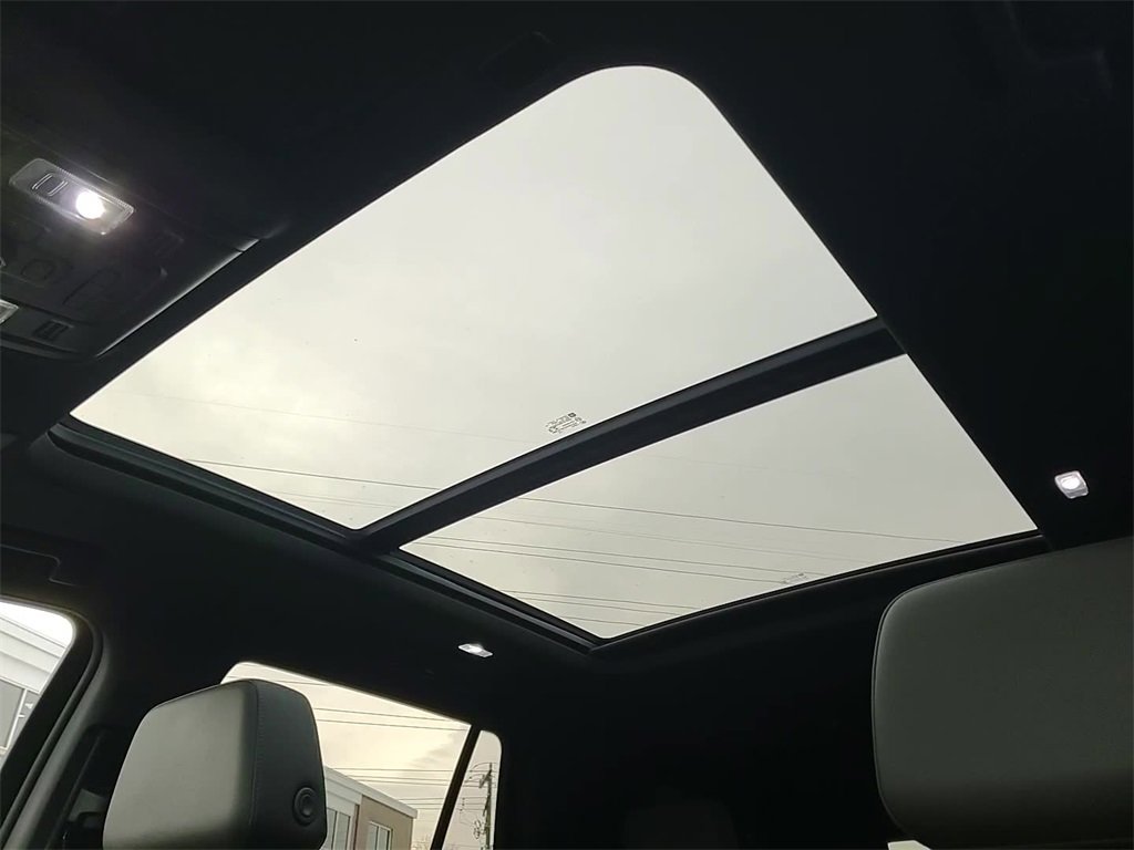 Used 2022 Chevrolet Tahoe LT w/ LT Signature Plus Package image 20