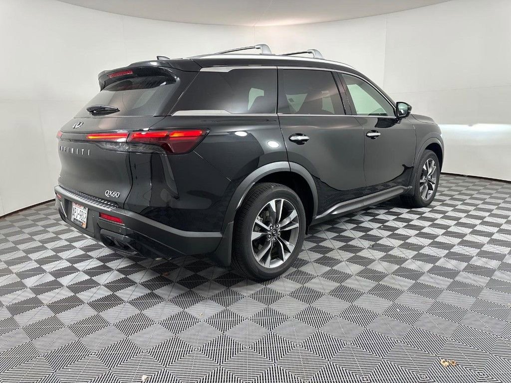 Certified 2025 INFINITI QX60 Luxe w/ Lighting Package (N94) AWD/4WD video 3