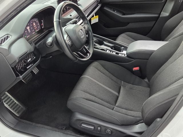 Used 2024 Honda Accord Sport image 17