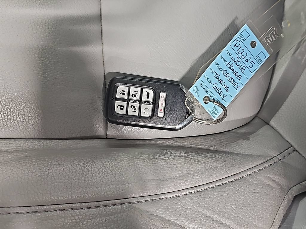 Used 2018 Honda Odyssey Touring image 43