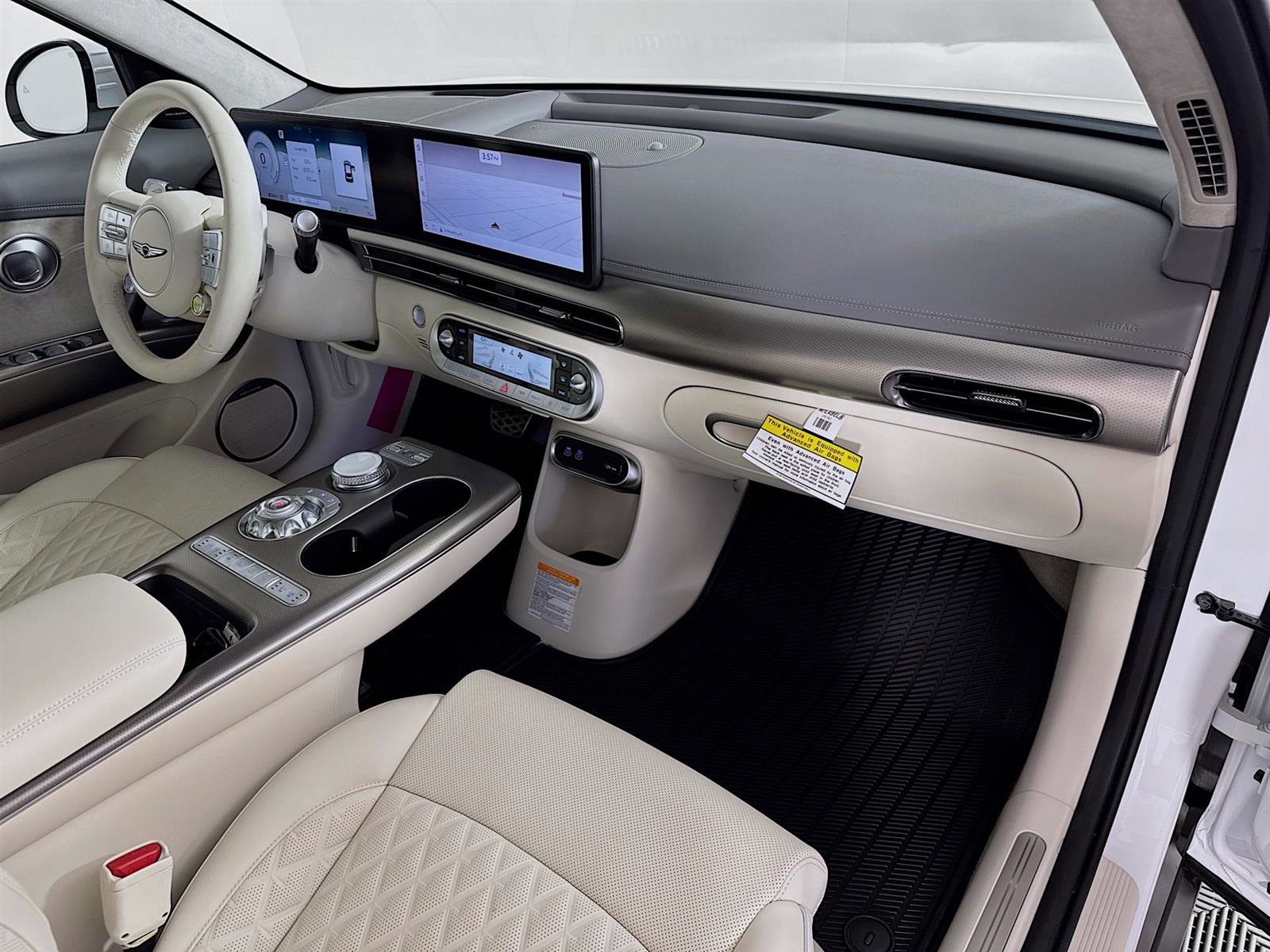 New 2024 Genesis GV60 Performance image 31