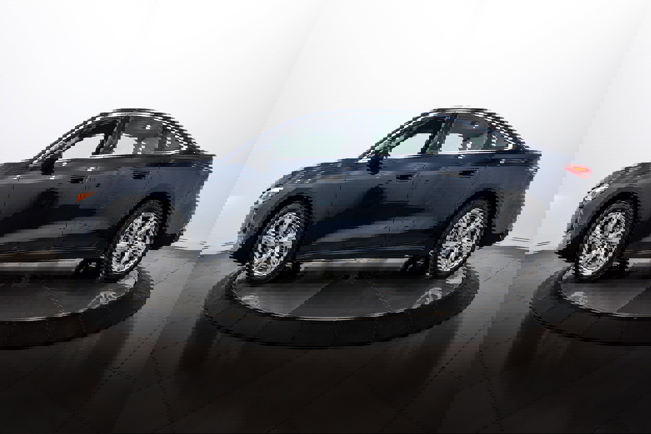 Certified 2025 Audi A5 2.0T Premium w/ Convenience Package image 8