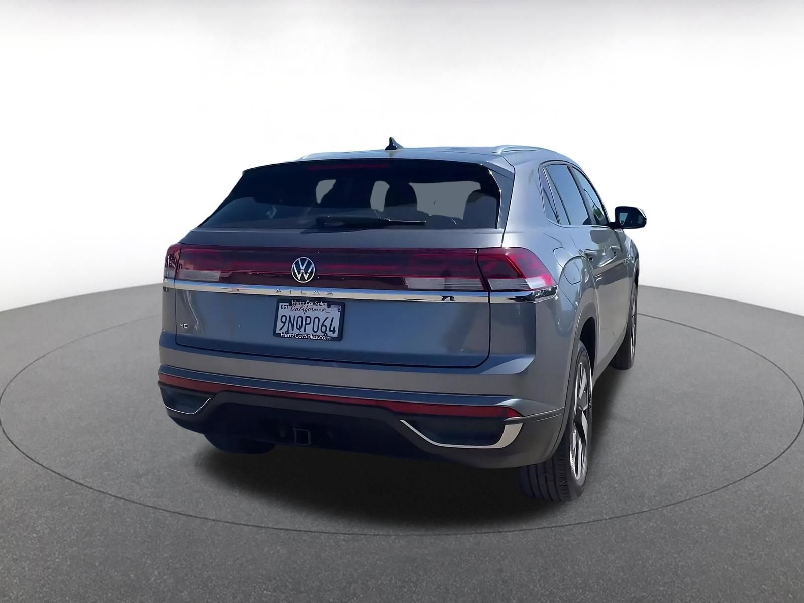 Used 2025 Volkswagen Atlas Cross Sport SE image 12