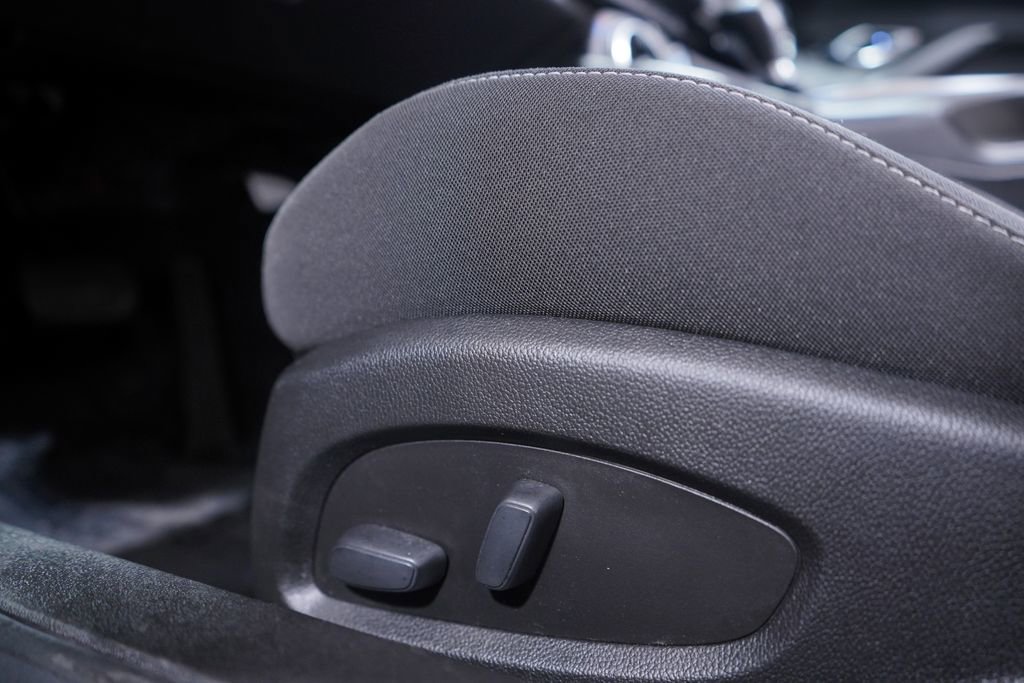 Used 2023 Chevrolet Camaro LT image 19