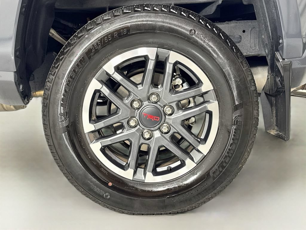 Used 2024 Toyota Tacoma TRD Sport w/ TRD Sport Premium Package AWD/4WD image 9