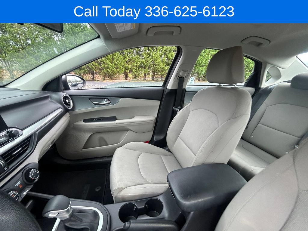 Used 2021 Kia Forte LXS FWD image 20