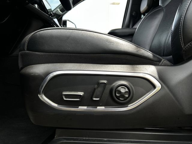 Used 2022 Jeep Wagoneer Series II AWD/4WD image 27