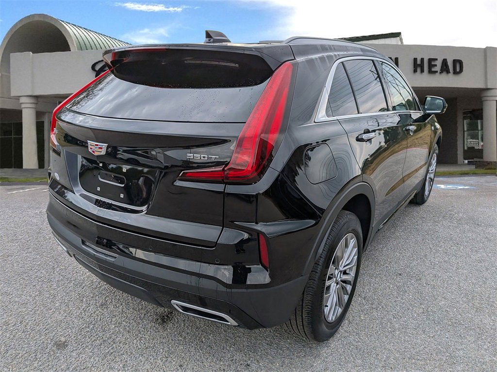 Certified 2025 Cadillac XT4 Premium Luxury image 6