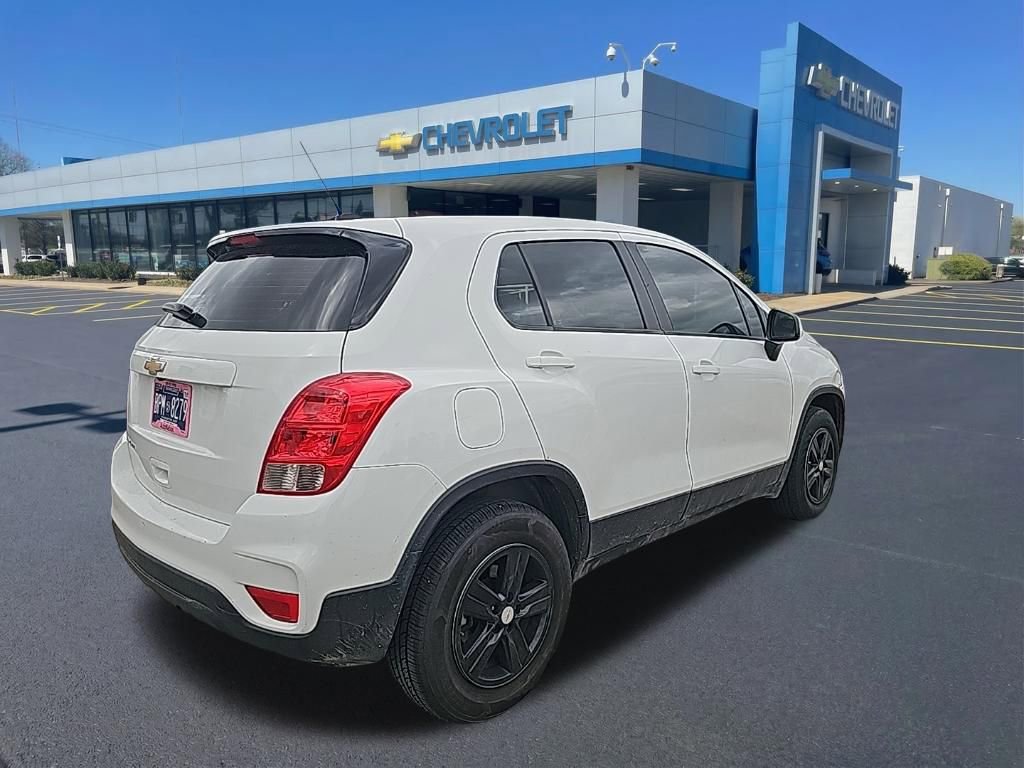 Used 2018 Chevrolet Trax LS image 7
