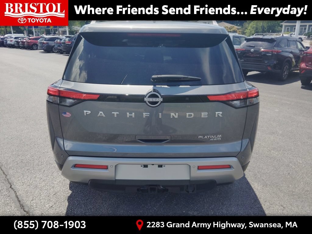 Used 2023 Nissan Pathfinder Platinum AWD/4WD image 6