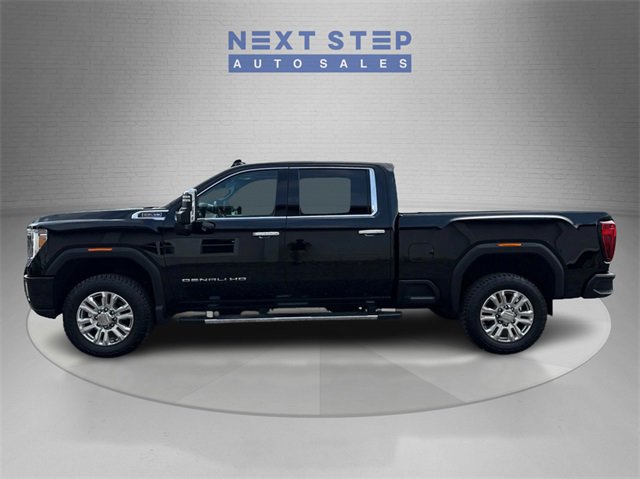 Used 2022 GMC Sierra 2500 Denali w/ Snow Plow Prep/Camper Package image 4