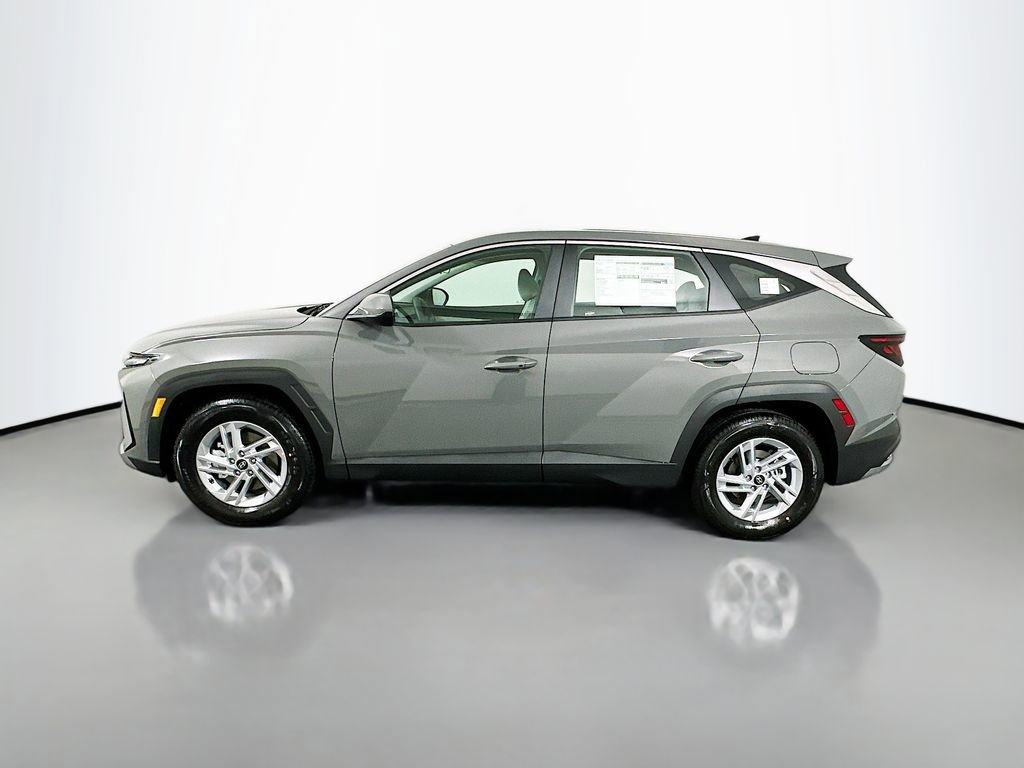 New 2026 Hyundai Tucson SE image 8